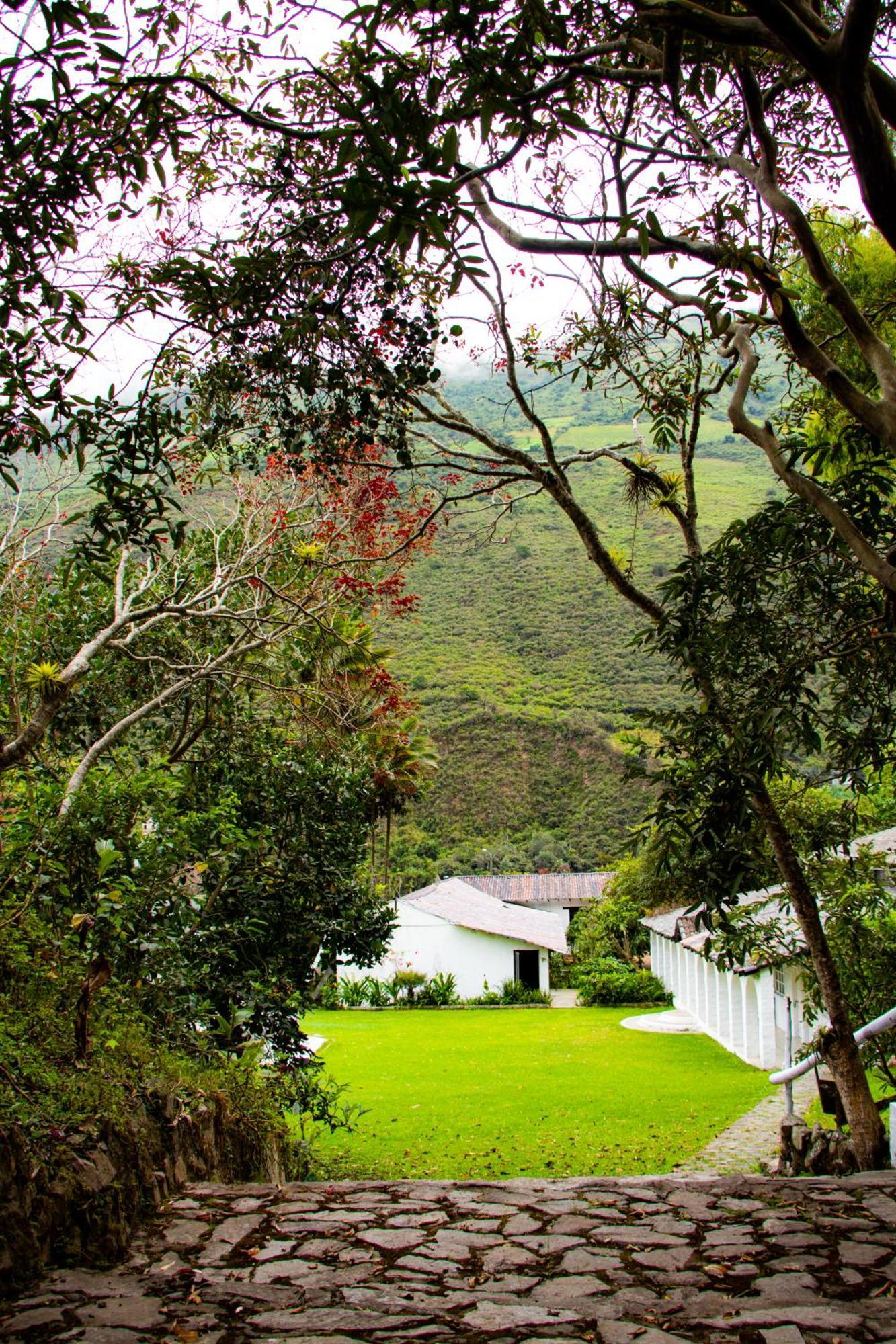 Hosteria La Eterna Primavera Huigra Luaran gambar