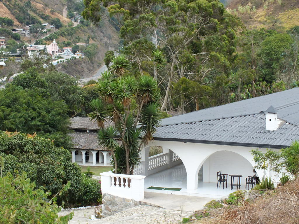 Hosteria La Eterna Primavera Huigra Luaran gambar