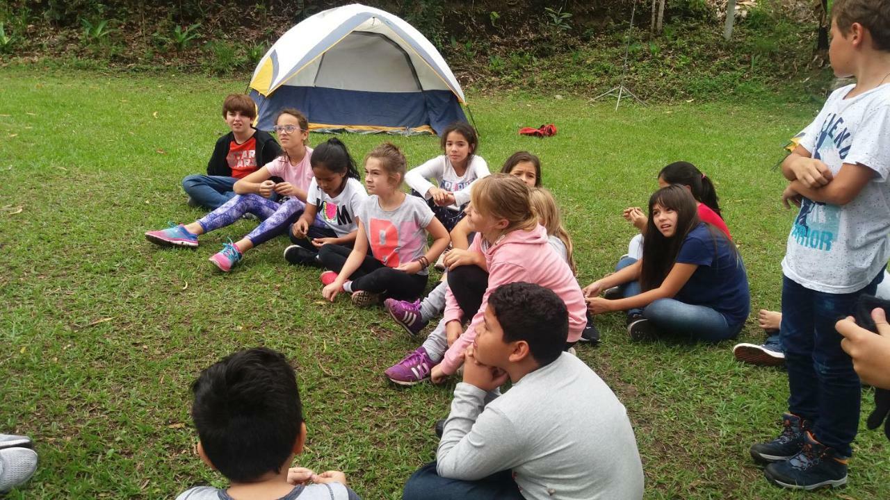 Hosteria La Eterna Primavera Huigra Luaran gambar